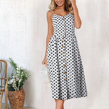 Load image into Gallery viewer, Button strip v-neck strapless
